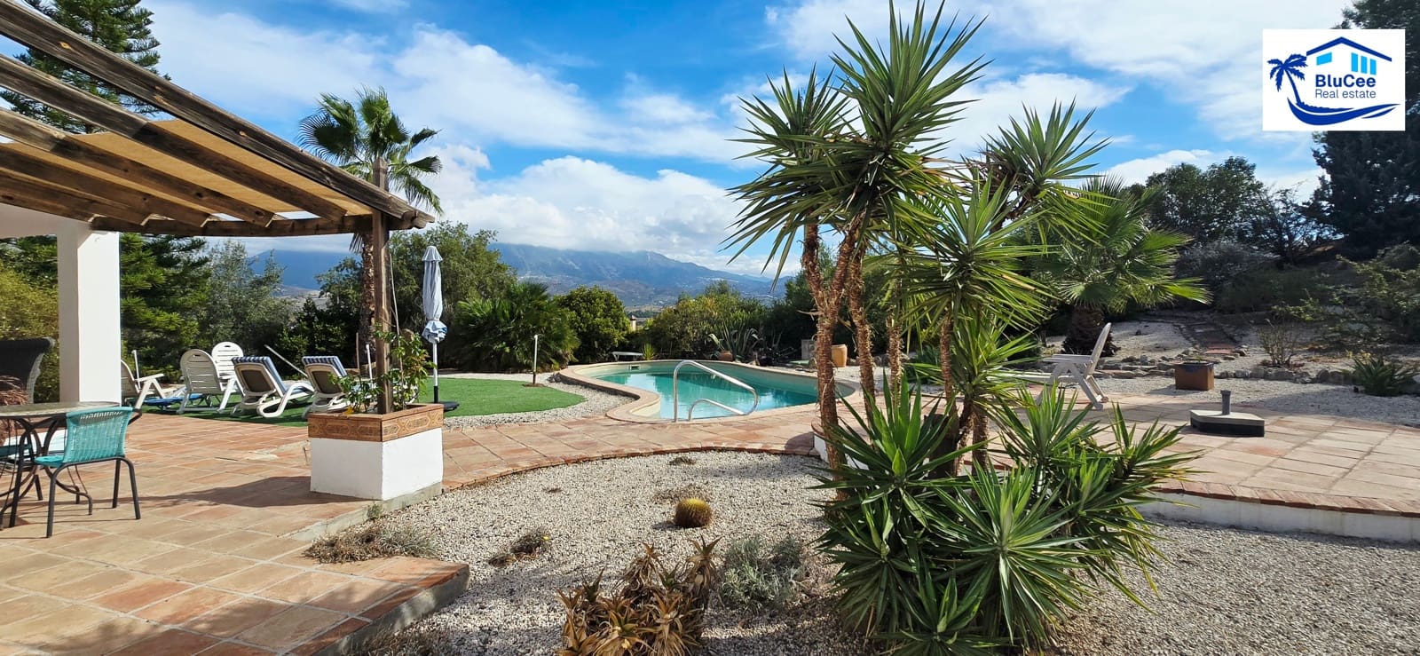 3 chambre Villa/Maison à vendre à Velez-Malaga avec piscine garage - 425 000 € (Ref: 9373887)