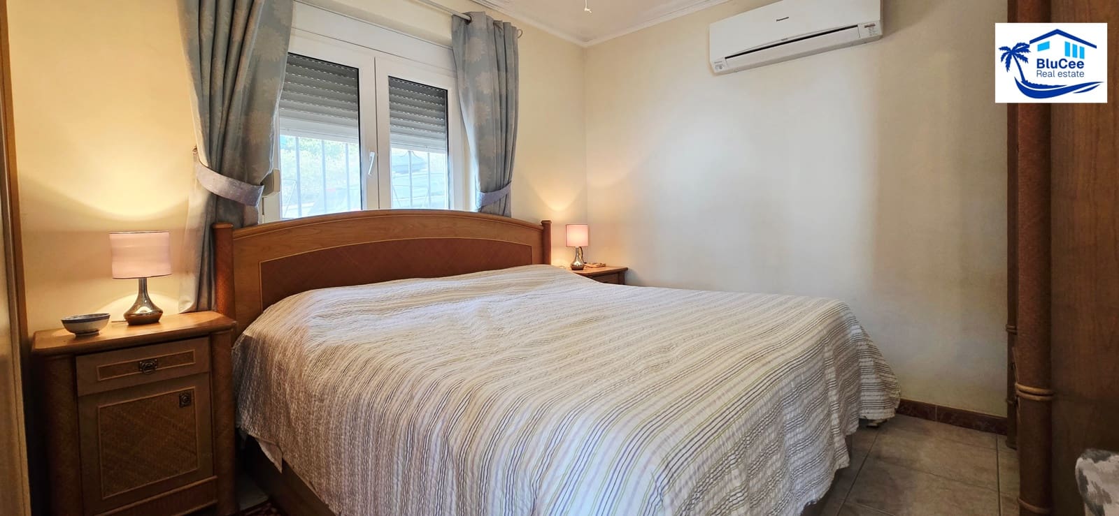 3 makuuhuone Huvila myytävänä paikassa Caleta de Velez mukana uima-altaan - 475 000 € (Ref: 9374295)