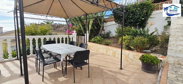 3 makuuhuone Huvila myytävänä paikassa Caleta de Vélez, Vélez-Málaga mukana uima-altaan - 475 000 € (Ref: 9374295)