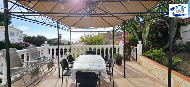 3 makuuhuone Huvila myytävänä paikassa Caleta de Vélez, Vélez-Málaga mukana uima-altaan - 475 000 € (Ref: 9374295)