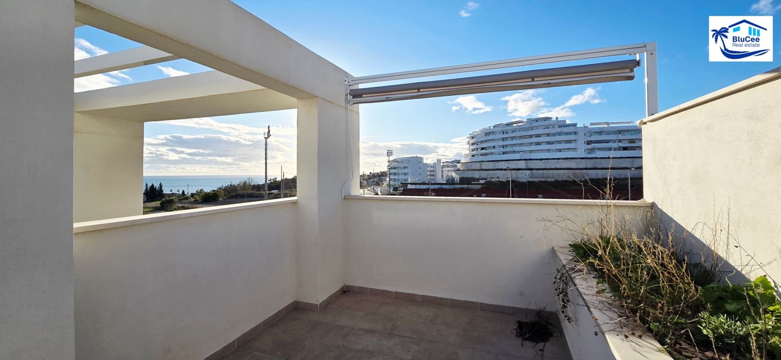 2 bedroom Apartment for sale in Rincon de la Victoria with pool garage - € 325,000 (Ref: 9473290)
