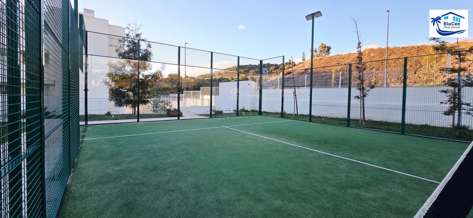 2 bedroom Apartment for sale in Rincon de la Victoria with pool garage - € 325,000 (Ref: 9473290)