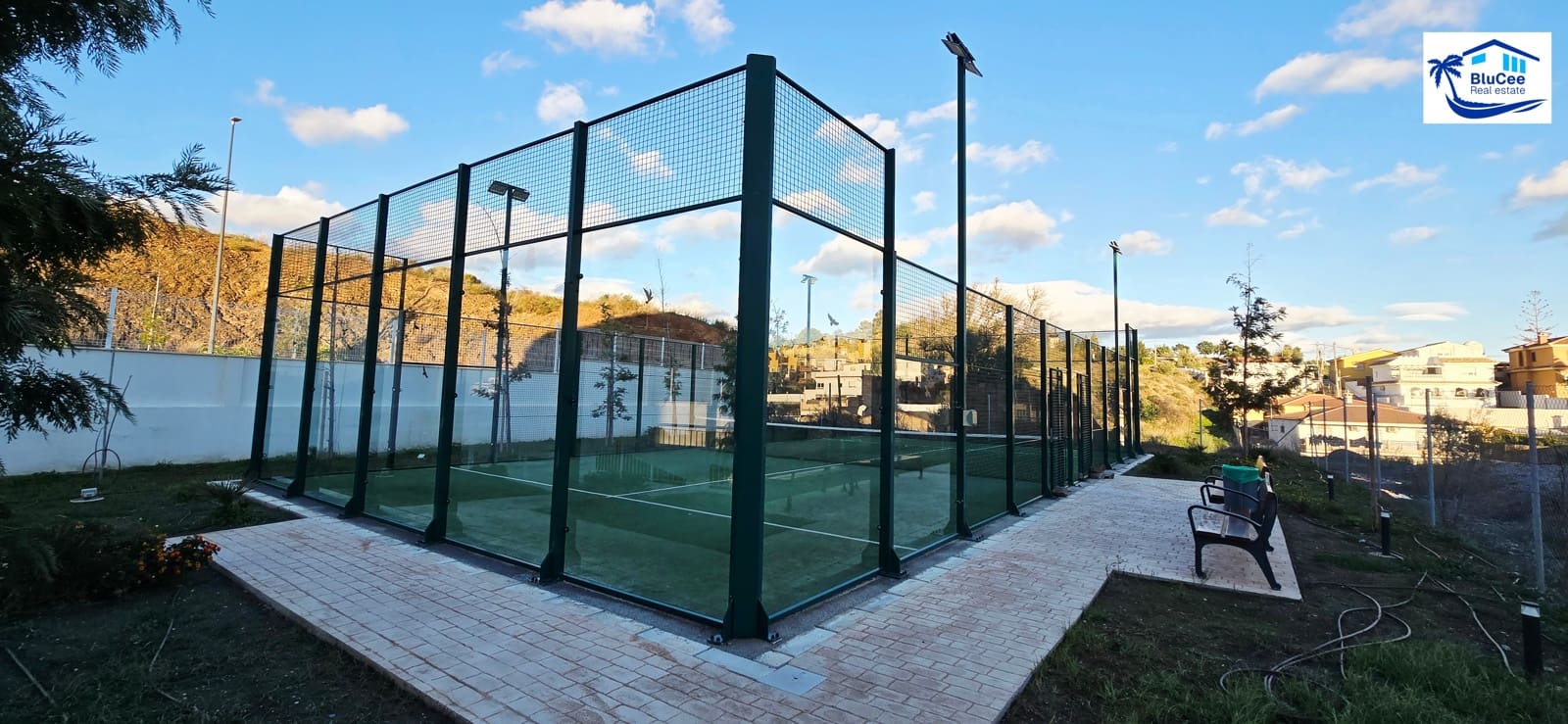 2 bedroom Apartment for sale in Rincon de la Victoria with pool garage - € 325,000 (Ref: 9473290)