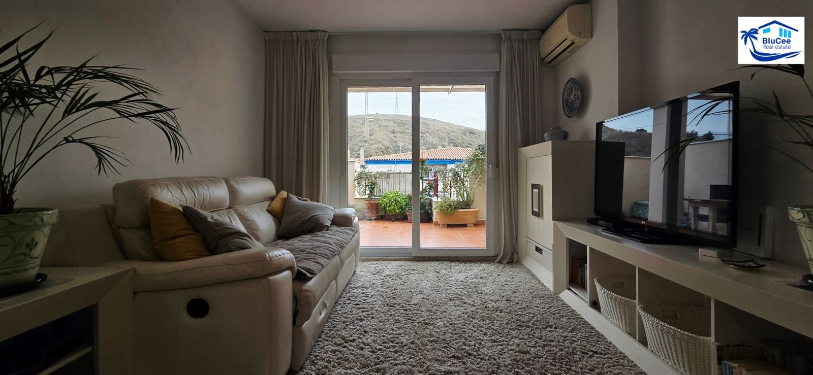 1 bedroom Apartment for sale in Caleta de Velez - € 208,000 (Ref: 9474468)