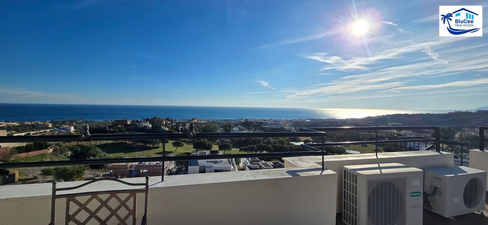 3 sypialnia Penthouse na sprzedaż w Rincon de la Victoria z basenem - 365 000 € (Ref: 9535229)