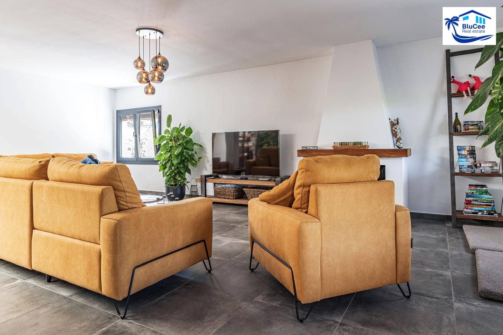 3 sypialnia Finka/Dom wiejski na sprzedaż w Velez-Malaga z garażem - 1 150 000 € (Ref: 9541876)