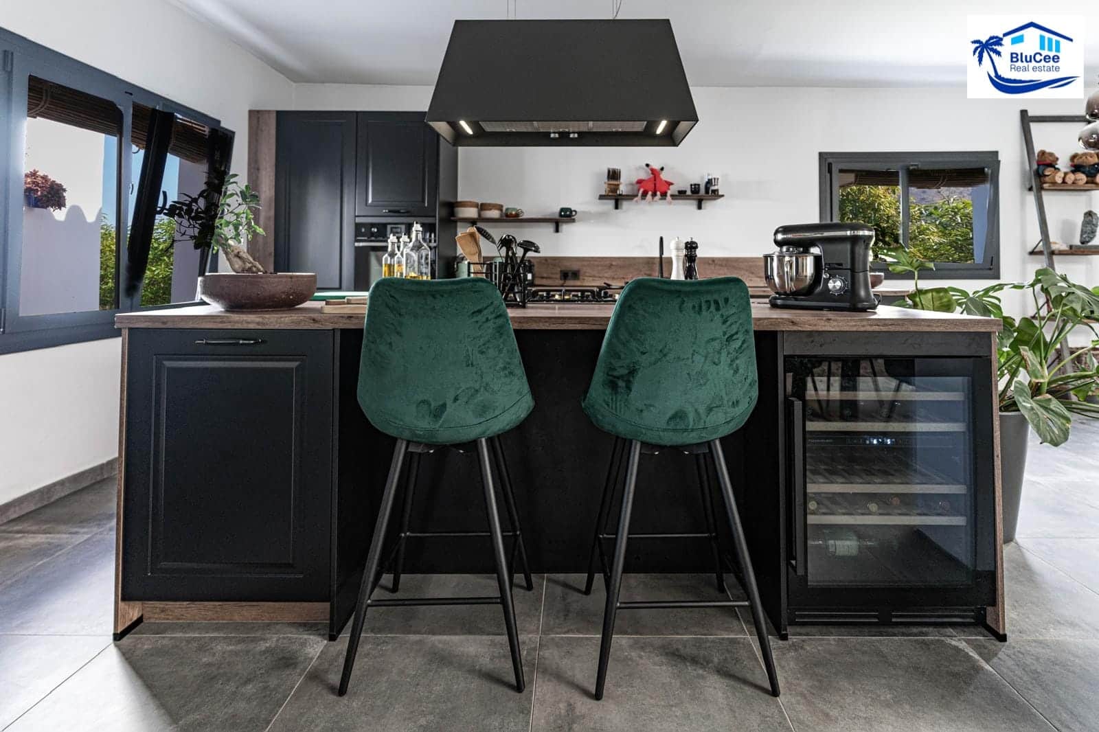 3 sypialnia Finka/Dom wiejski na sprzedaż w Velez-Malaga z garażem - 1 150 000 € (Ref: 9541876)