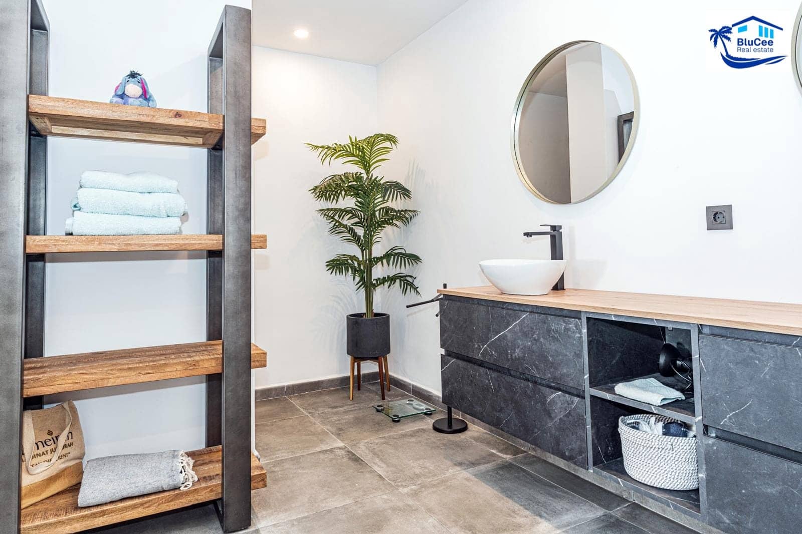 3 sypialnia Finka/Dom wiejski na sprzedaż w Velez-Malaga z garażem - 1 150 000 € (Ref: 9541876)