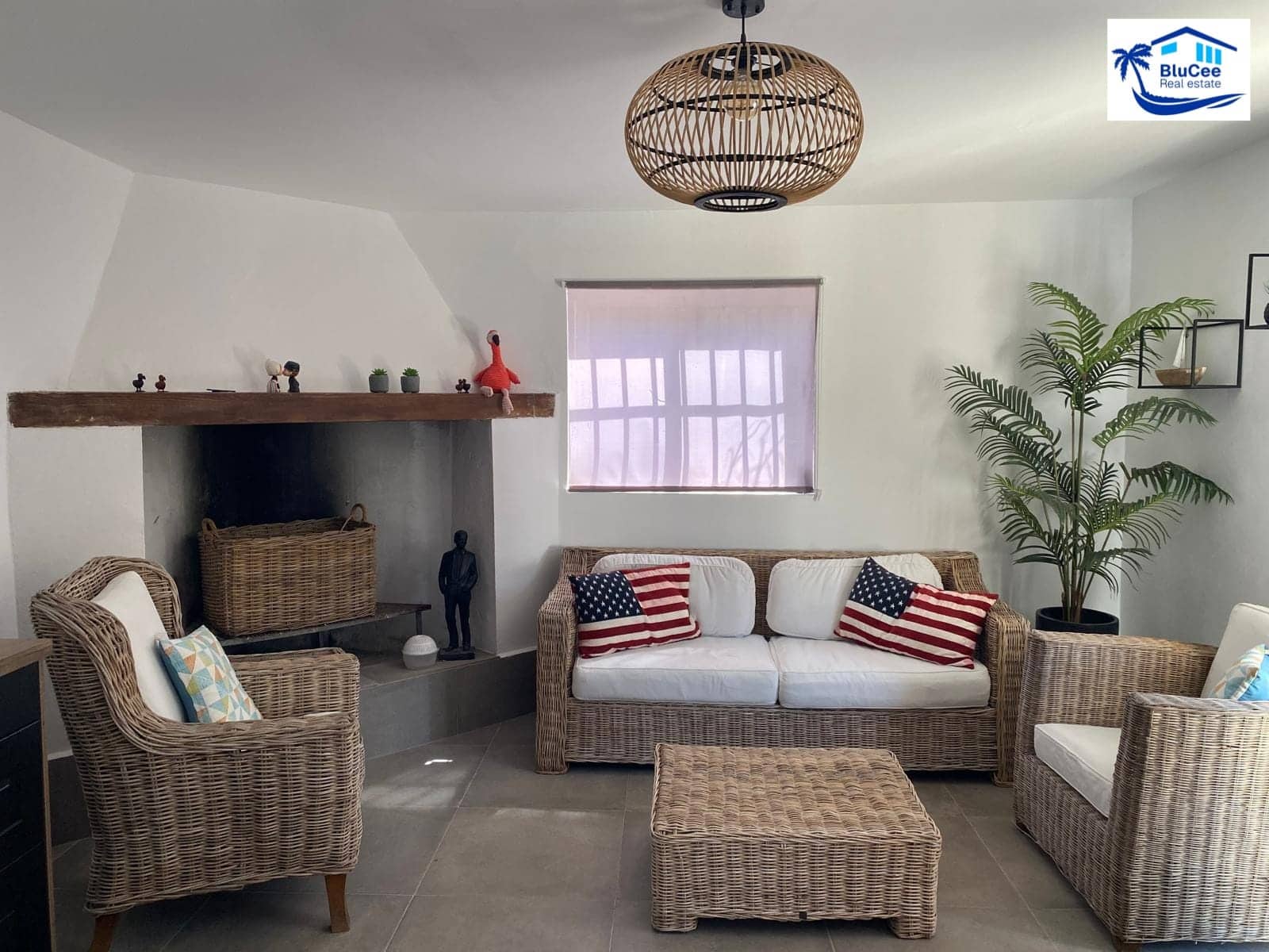 3 sypialnia Finka/Dom wiejski na sprzedaż w Velez-Malaga z garażem - 1 150 000 € (Ref: 9541876)