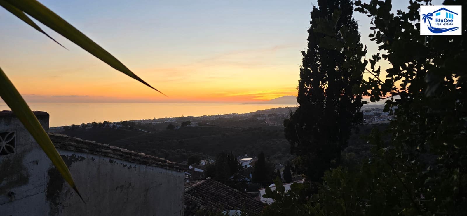 2 bedroom Villa for sale in Chilches with pool - € 320,000 (Ref: 9543934)