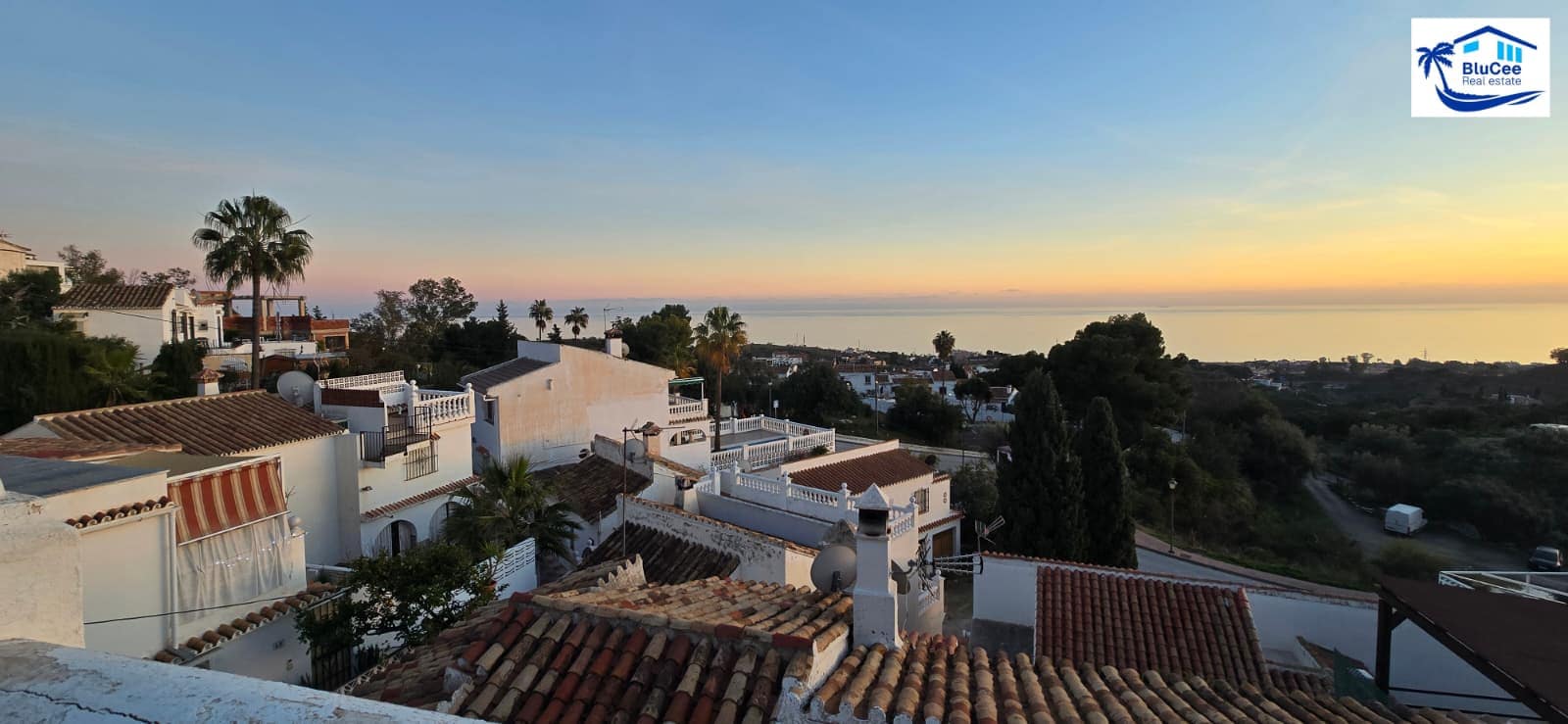 2 bedroom Villa for sale in Chilches with pool - € 320,000 (Ref: 9543934)