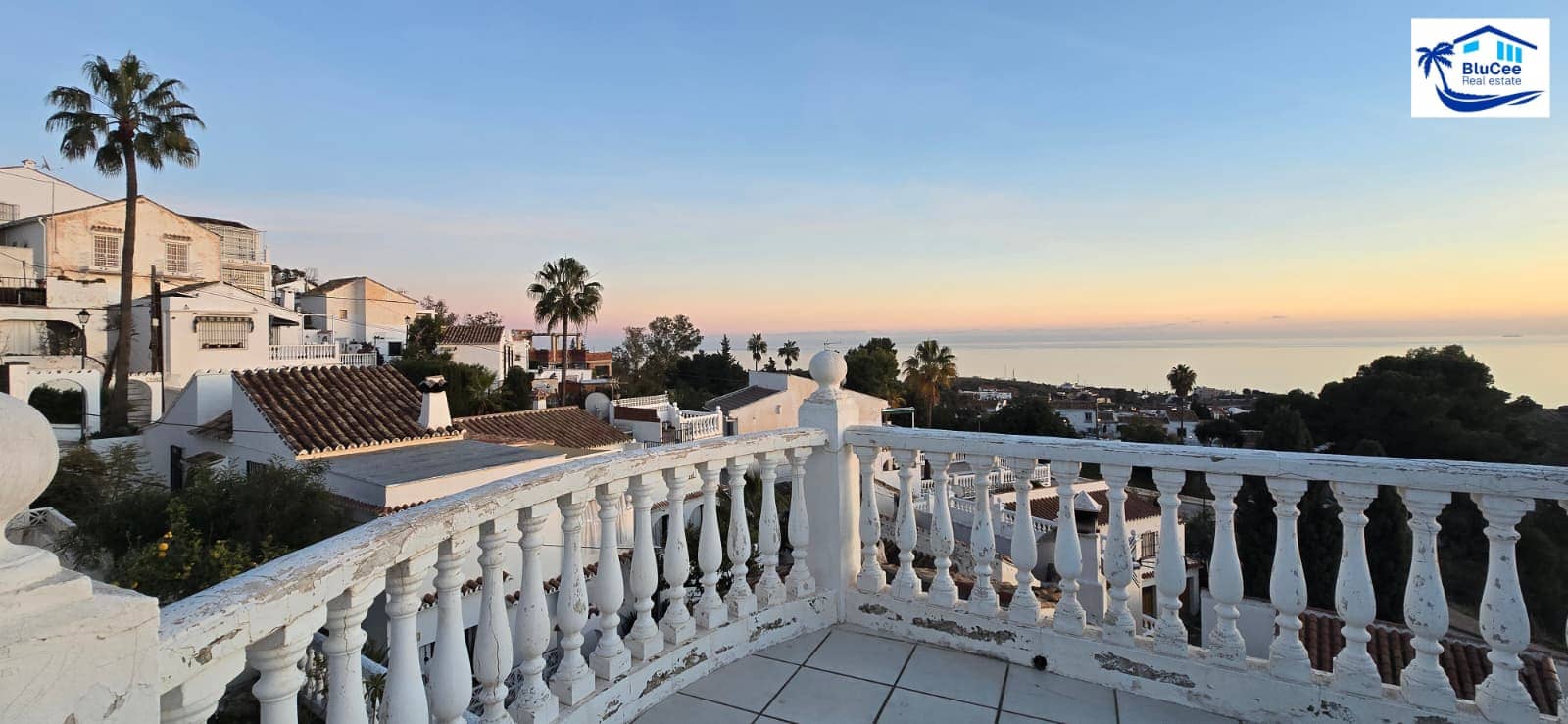 2 bedroom Villa for sale in Chilches with pool - € 320,000 (Ref: 9543934)