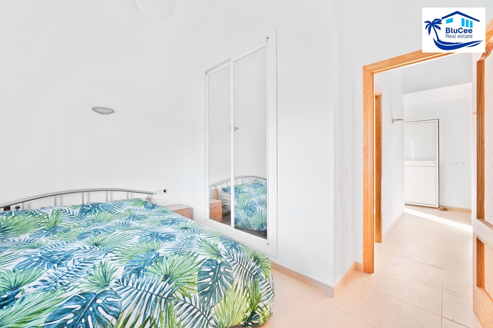 3 soveværelse Villa til salg i Vinuela med swimmingpool garage - € 339.950 (Ref: 9665126)