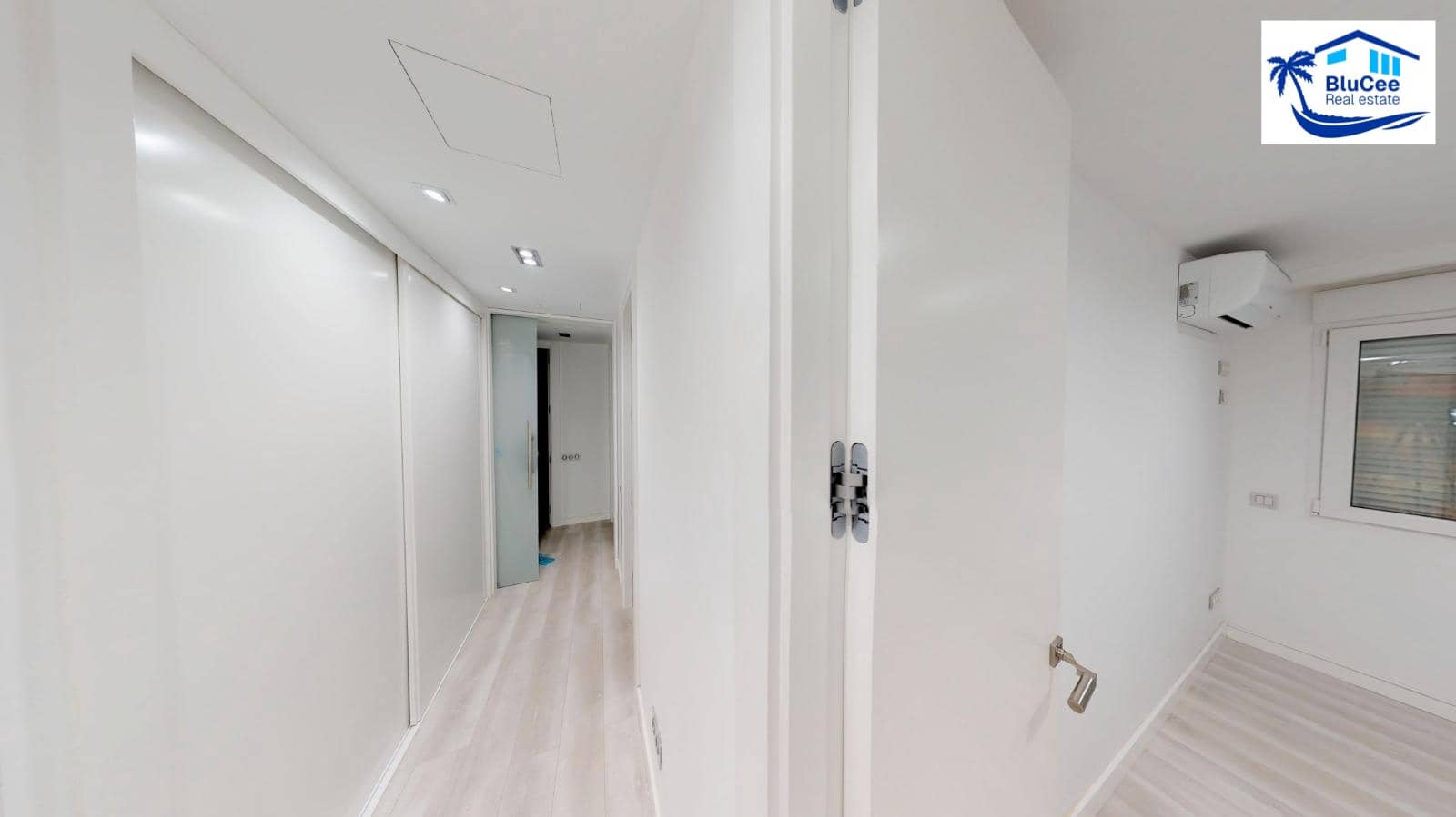 3 bedroom Townhouse for sale in Velez-Malaga - € 449,000 (Ref: 9700083)