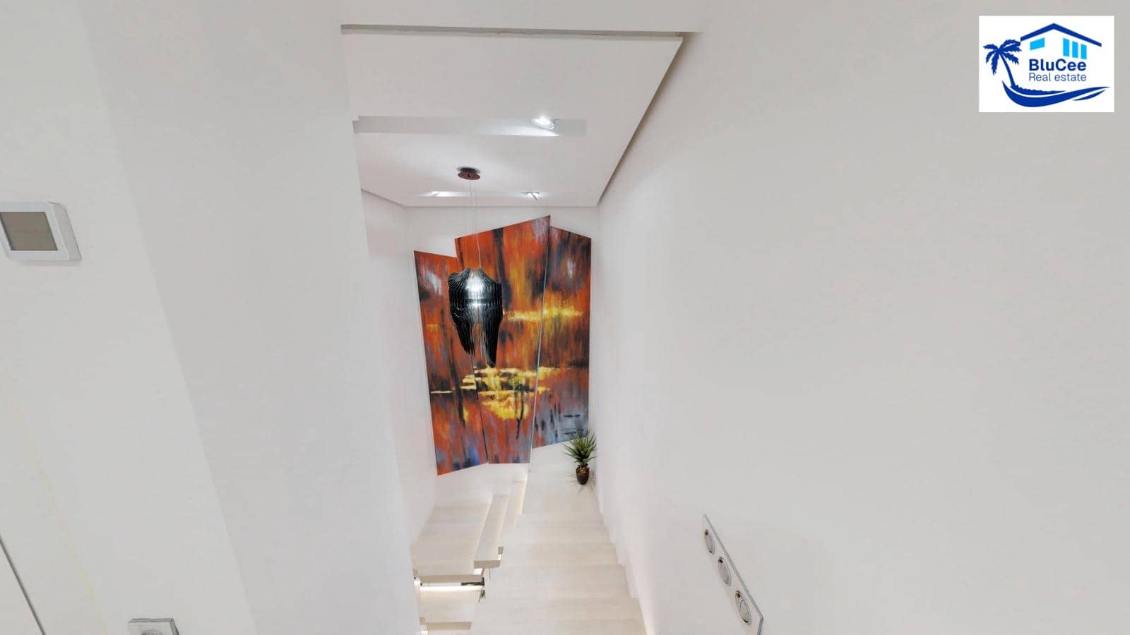 3 bedroom Townhouse for sale in Velez-Malaga - € 449,000 (Ref: 9700083)