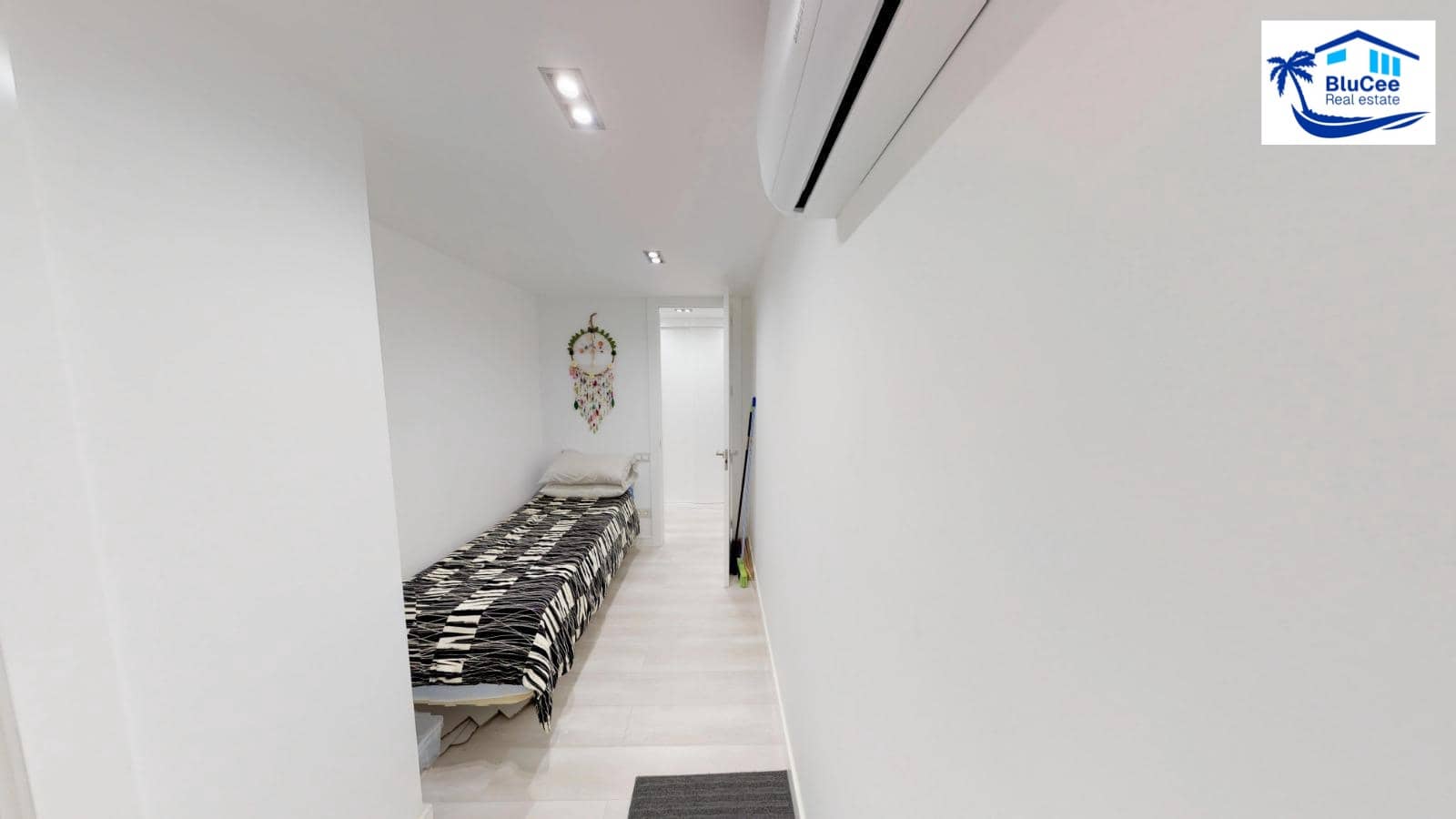 3 bedroom Townhouse for sale in Velez-Malaga - € 449,000 (Ref: 9700083)