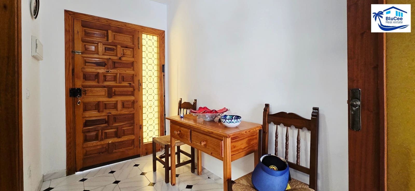 3 bedroom Townhouse for sale in Caleta de Velez - € 320,000 (Ref: 9706105)