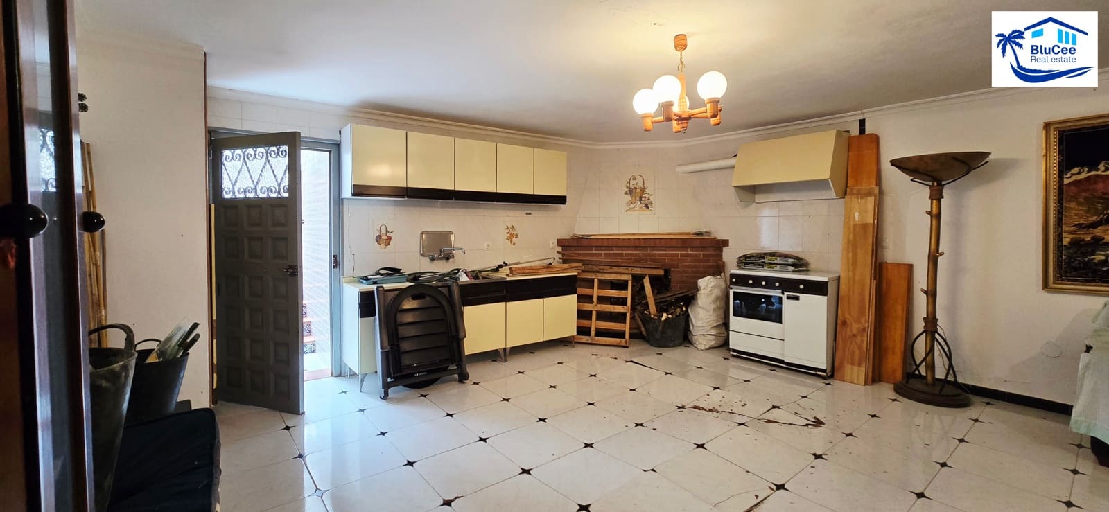 3 bedroom Townhouse for sale in Caleta de Velez - € 320,000 (Ref: 9706105)