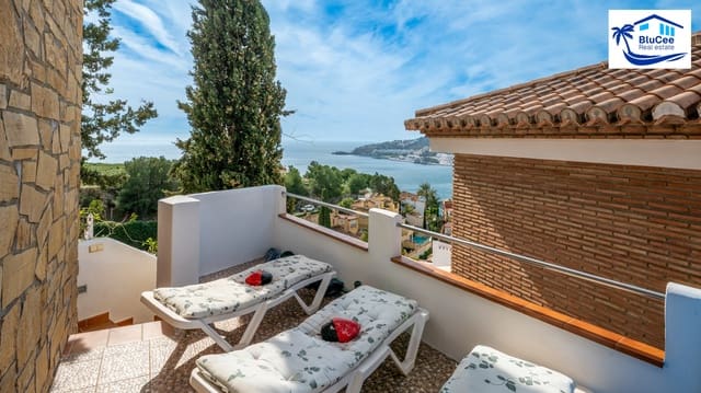 3 Zimmer Villa zu verkaufen in Cotobro, Almuñécar mit Pool Garage - 849.000 € (Ref: 9733602)