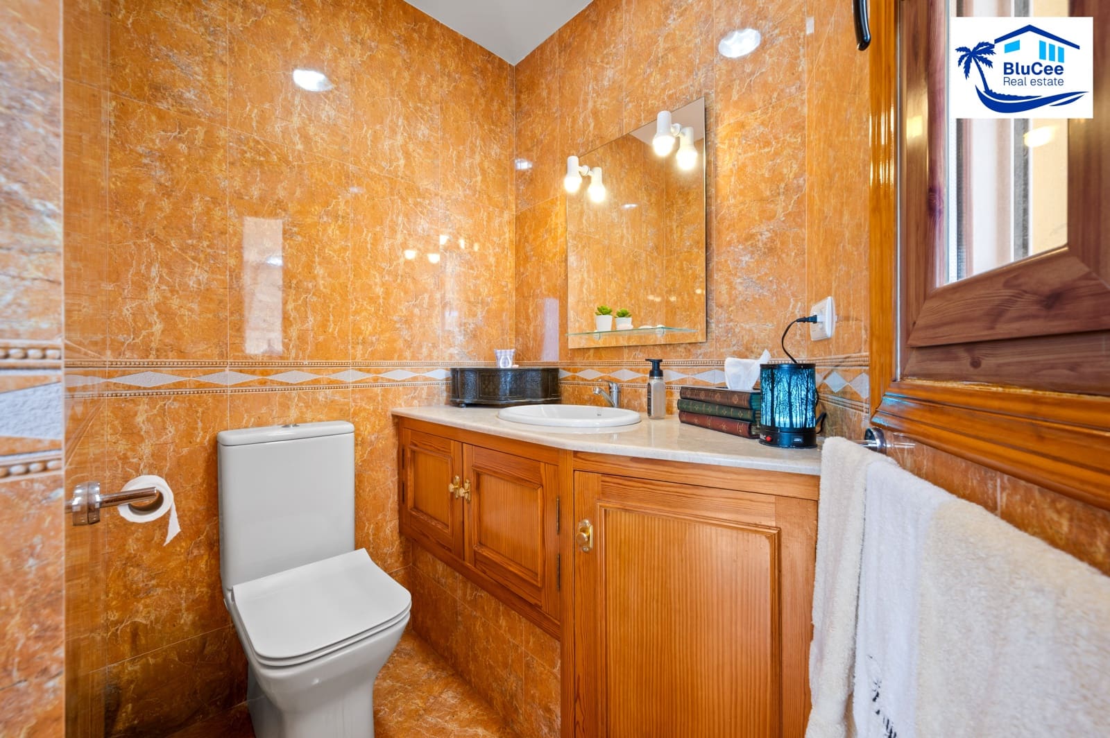 3 bedroom Villa for sale in Cotobro with pool garage - € 849,000 (Ref: 9733602)