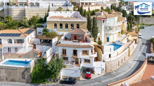 3 Zimmer Villa zu verkaufen in Cotobro, Almuñécar mit Pool Garage - 849.000 € (Ref: 9733602)