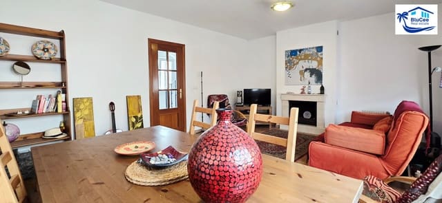 3 chambre Maison de Ville à vendre à Benamocarra avec garage - 275 000 € (Ref: 9798295)