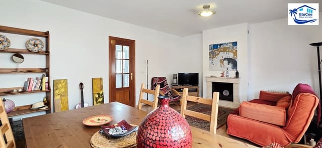 3 chambre Maison de Ville à vendre à Benamocarra avec garage - 275 000 € (Ref: 9798295)