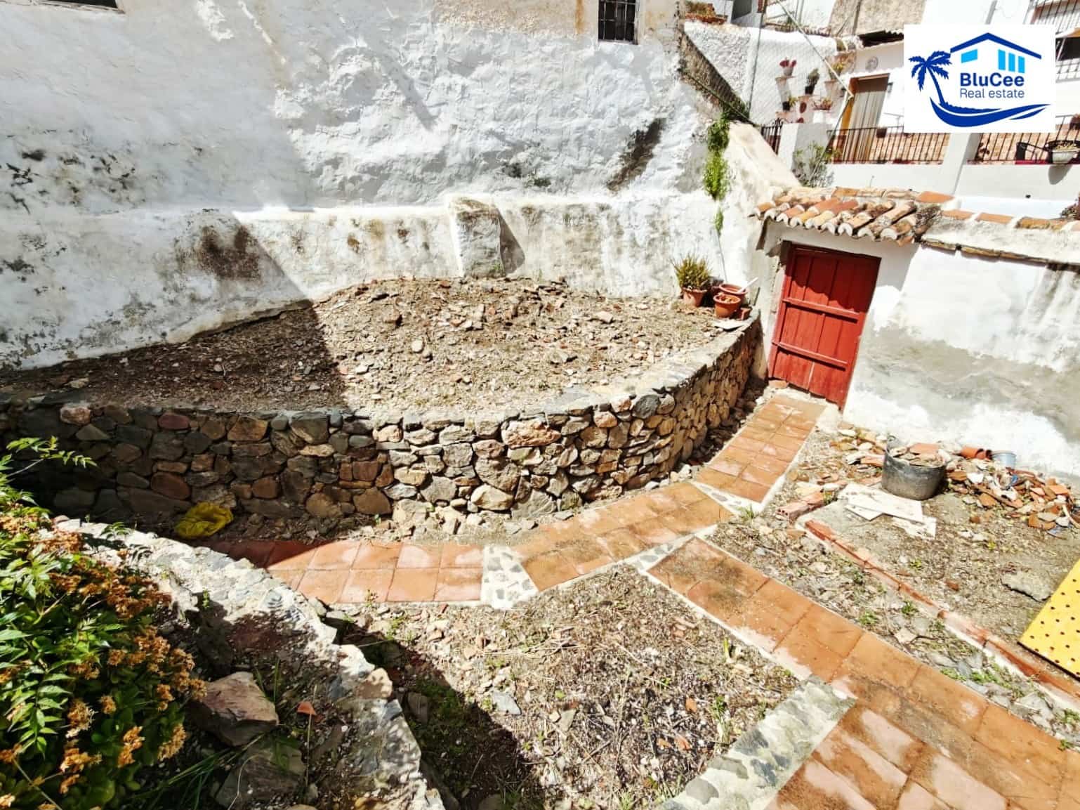 3 soveværelse Byhus til salg i Cutar - € 245.000 (Ref: 9804938)