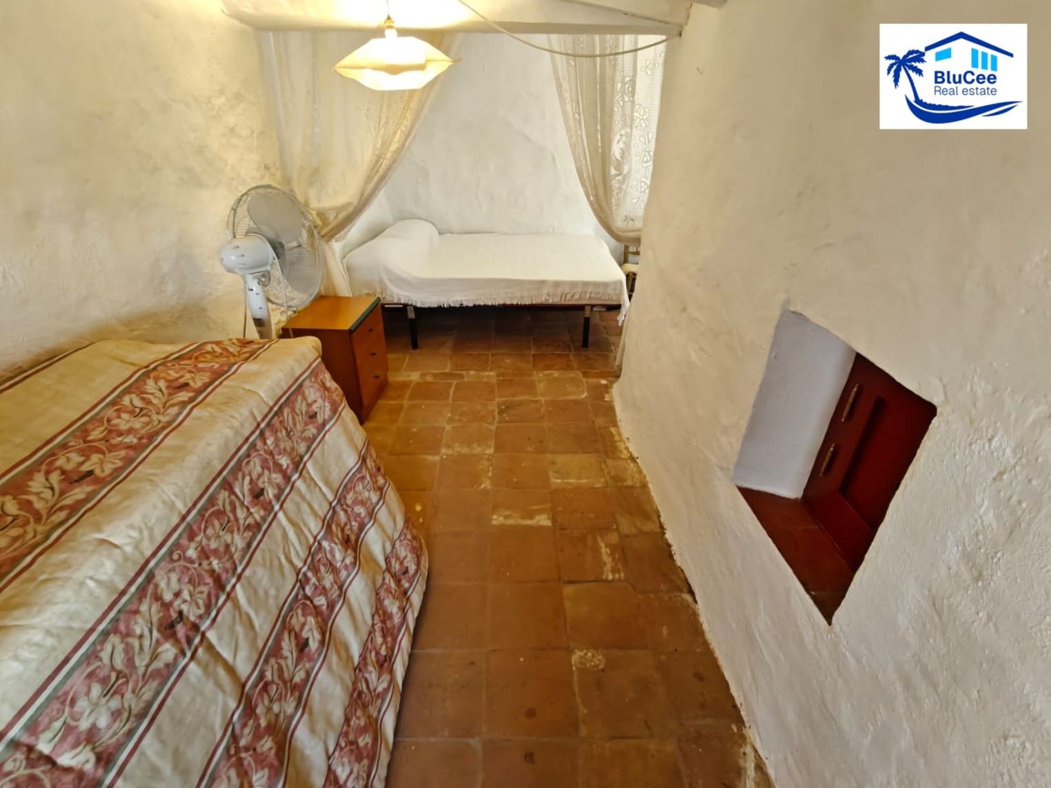 3 soveværelse Byhus til salg i Cutar - € 245.000 (Ref: 9804938)