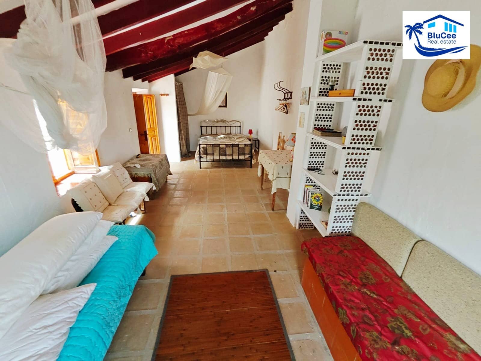 3 soveværelse Byhus til salg i Cutar - € 245.000 (Ref: 9804938)