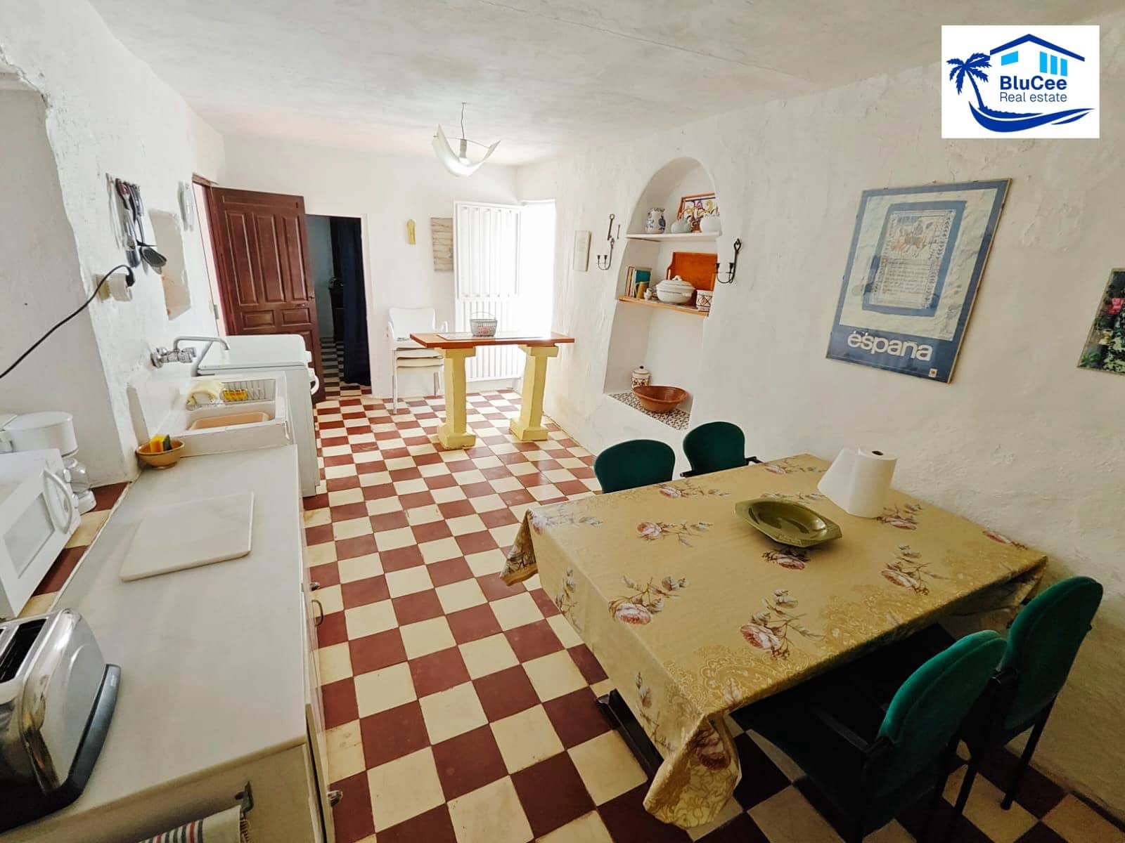 3 soveværelse Byhus til salg i Cutar - € 245.000 (Ref: 9804938)