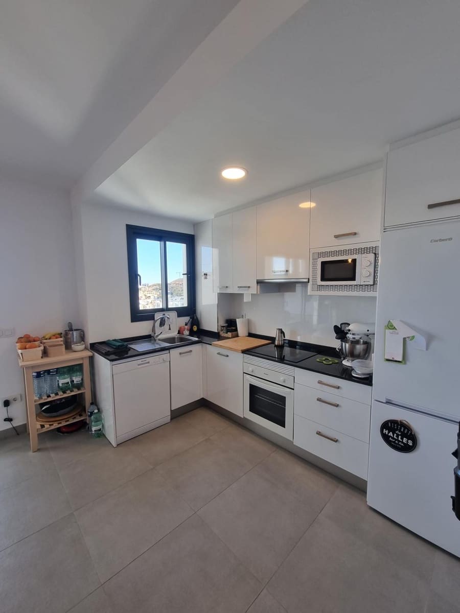 3 soverom Rekkehus til salgs i Nerja med svømmebasseng garasje - € 449 000 (Ref: 9832215)