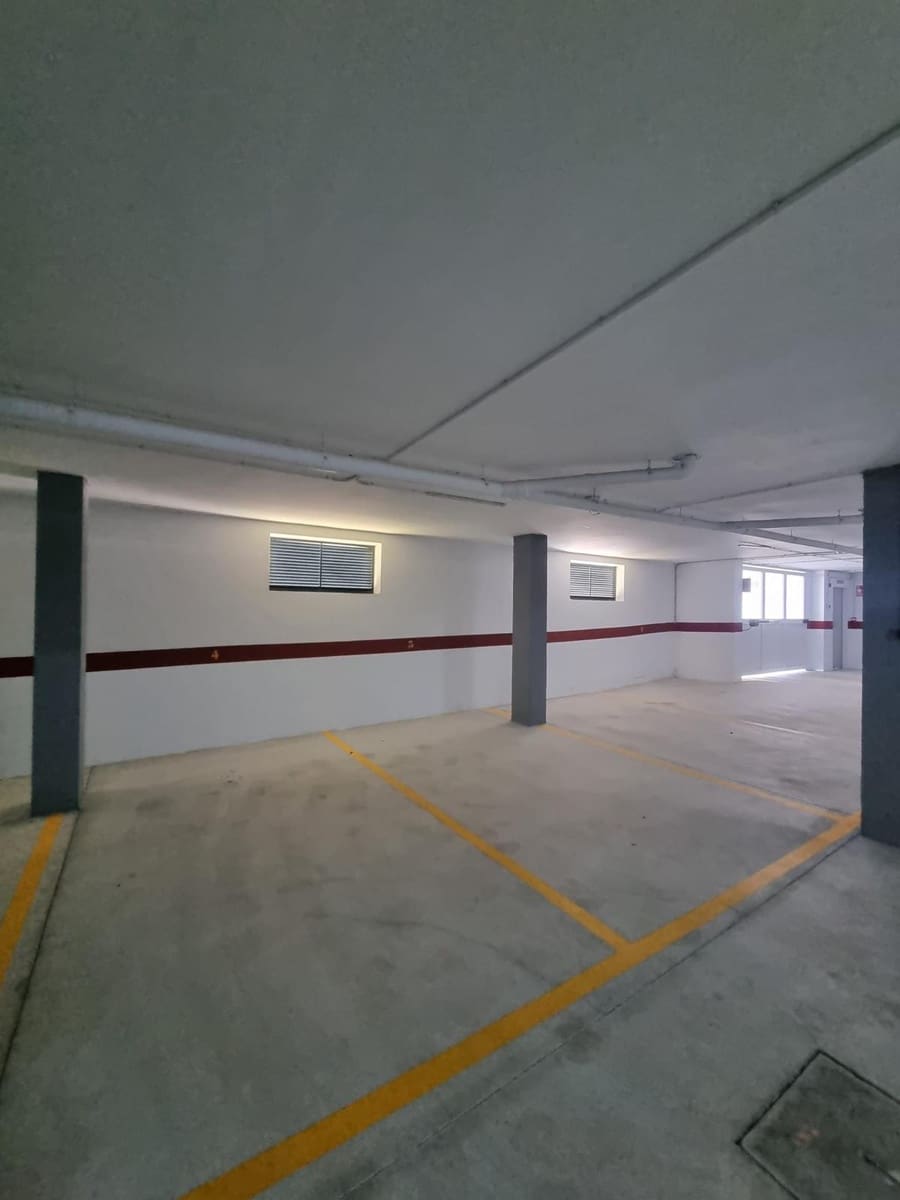 3 soverom Rekkehus til salgs i Nerja med svømmebasseng garasje - € 449 000 (Ref: 9832215)