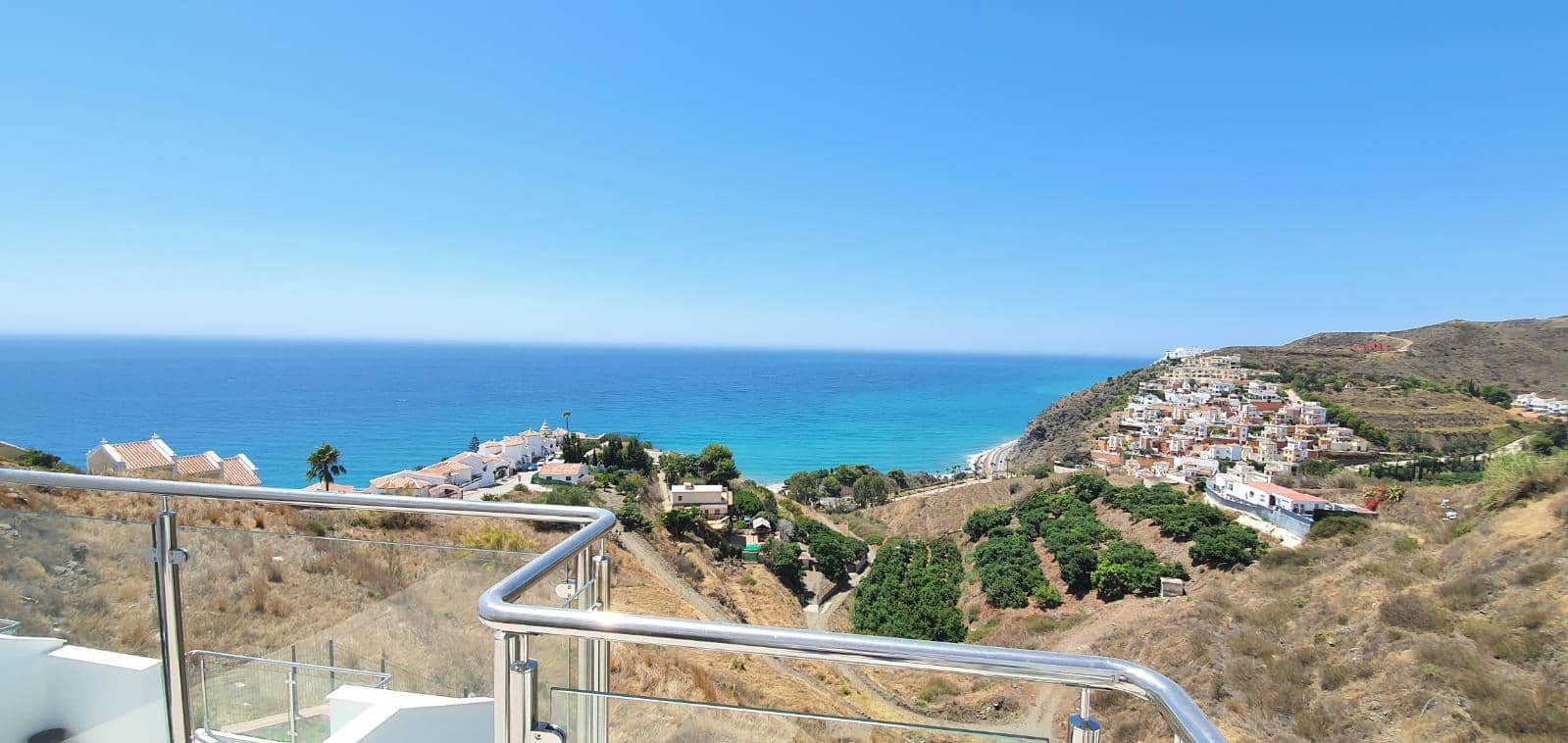 3 soverom Rekkehus til salgs i Nerja med svømmebasseng garasje - € 449 000 (Ref: 9832215)
