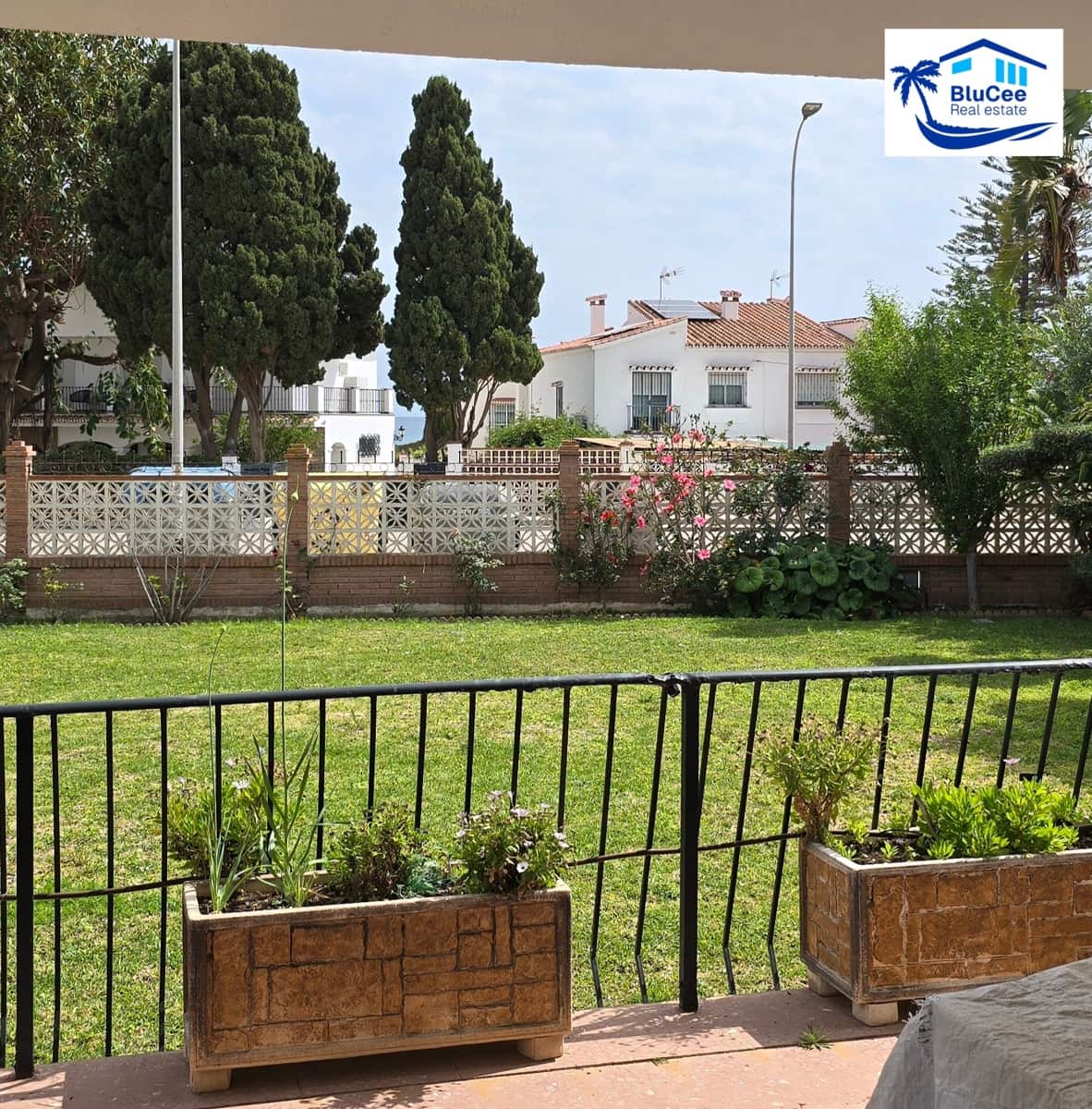 4 bedroom Villa for sale in Rincon de la Victoria with garage - € 840,000 (Ref: 9838618)