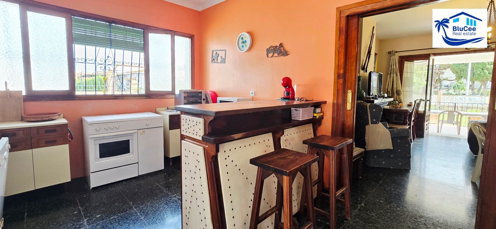 4 bedroom Villa for sale in Rincon de la Victoria with garage - € 840,000 (Ref: 9838618)