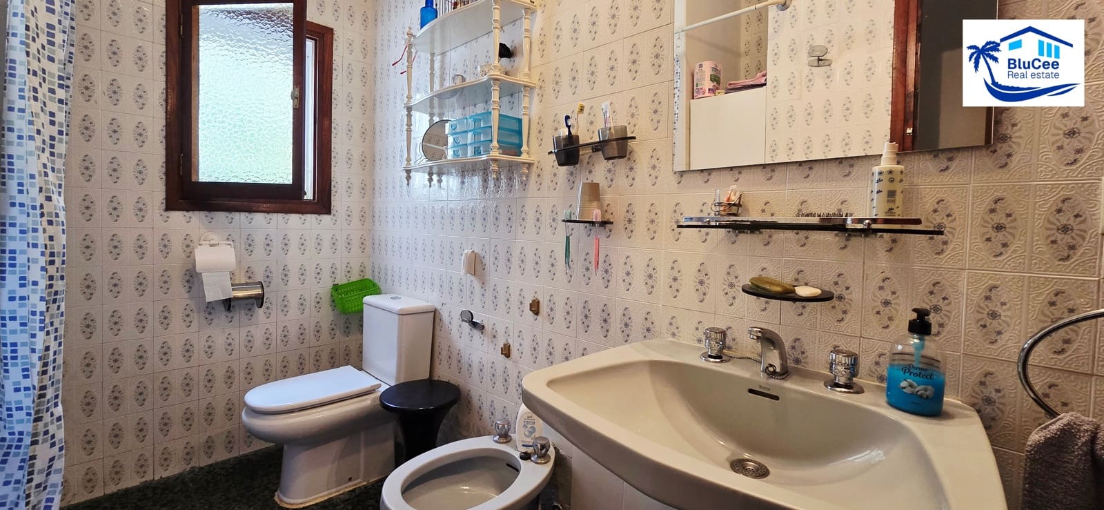 4 bedroom Villa for sale in Rincon de la Victoria with garage - € 840,000 (Ref: 9838618)