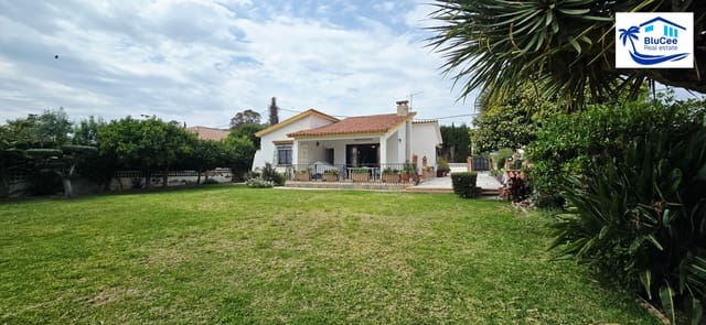 4 sypialnia Willa na sprzedaż w Rincón de la Victoria z garażem - 840 000 € (Ref: 9838618)