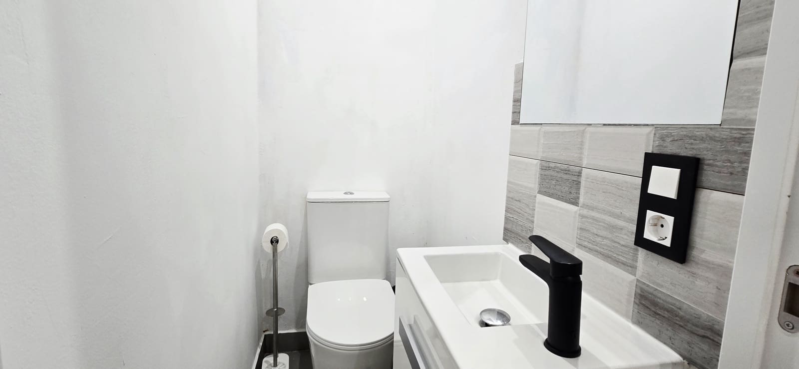 4 soverom Villa til salgs i Almayate - € 475 000 (Ref: 9839859)