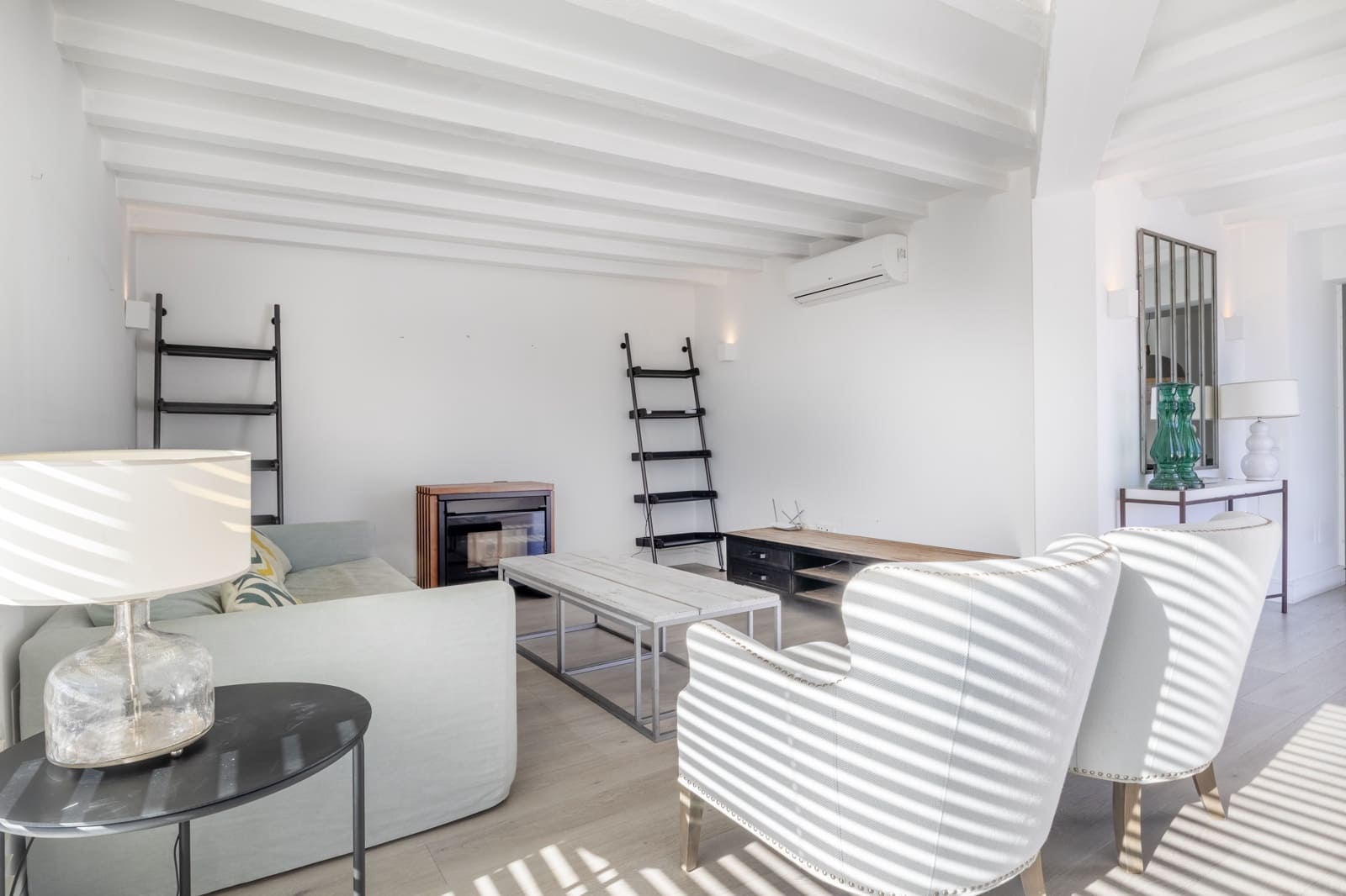4 soverom Villa til salgs i Competa med svømmebasseng garasje - € 575 000 (Ref: 9839943)