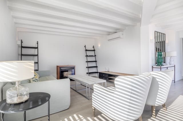 4 soverom Villa til salgs i Cómpeta med svømmebasseng garasje - € 575 000 (Ref: 9839943)