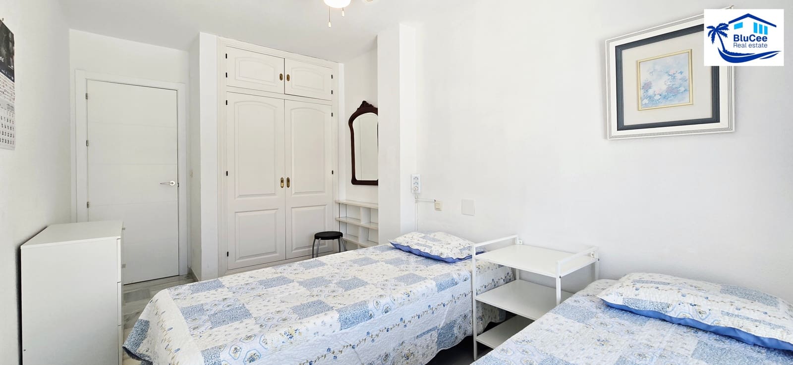 3 soverom Rekkehus til salgs i Caleta de Velez med svømmebasseng garasje - € 420 000 (Ref: 9855965)
