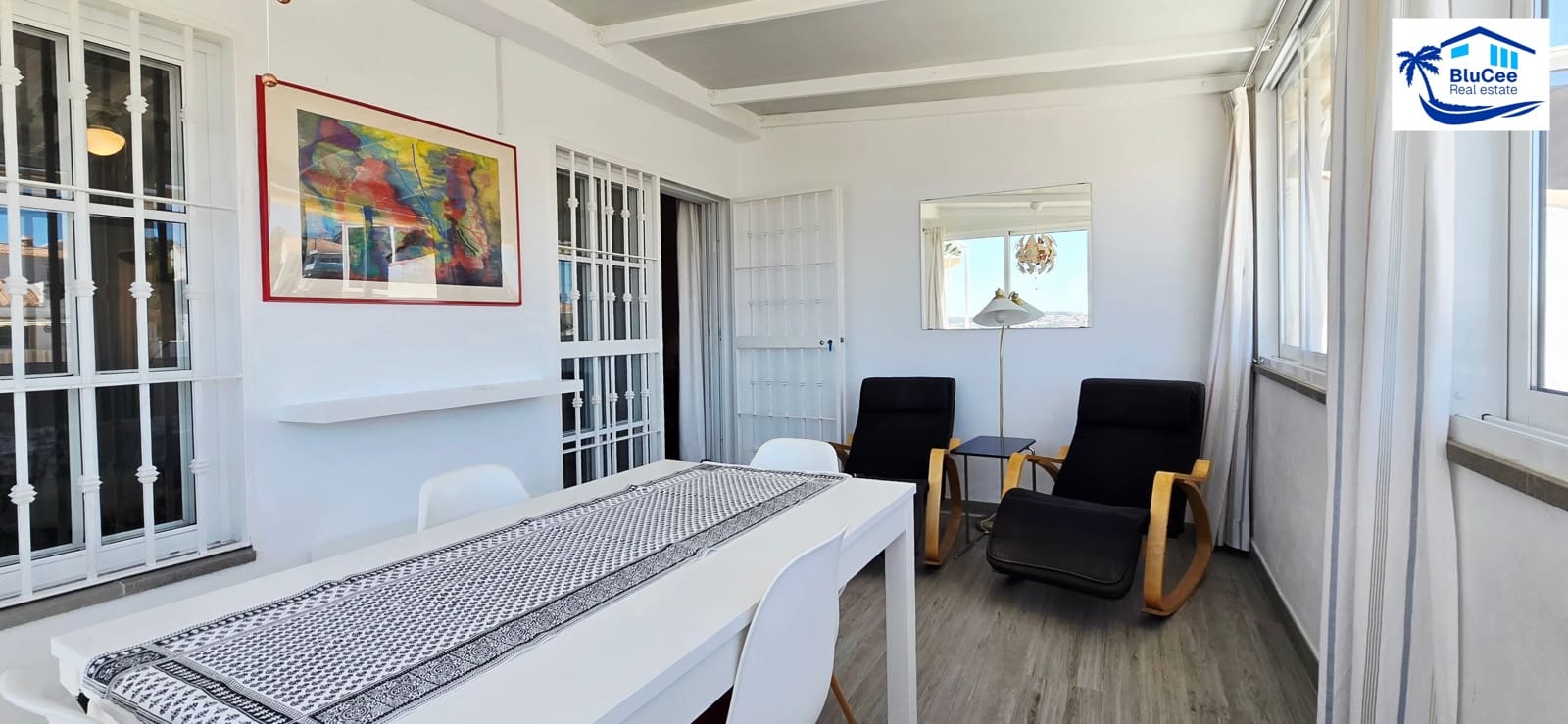 3 soverom Rekkehus til salgs i Caleta de Velez med svømmebasseng garasje - € 420 000 (Ref: 9855965)