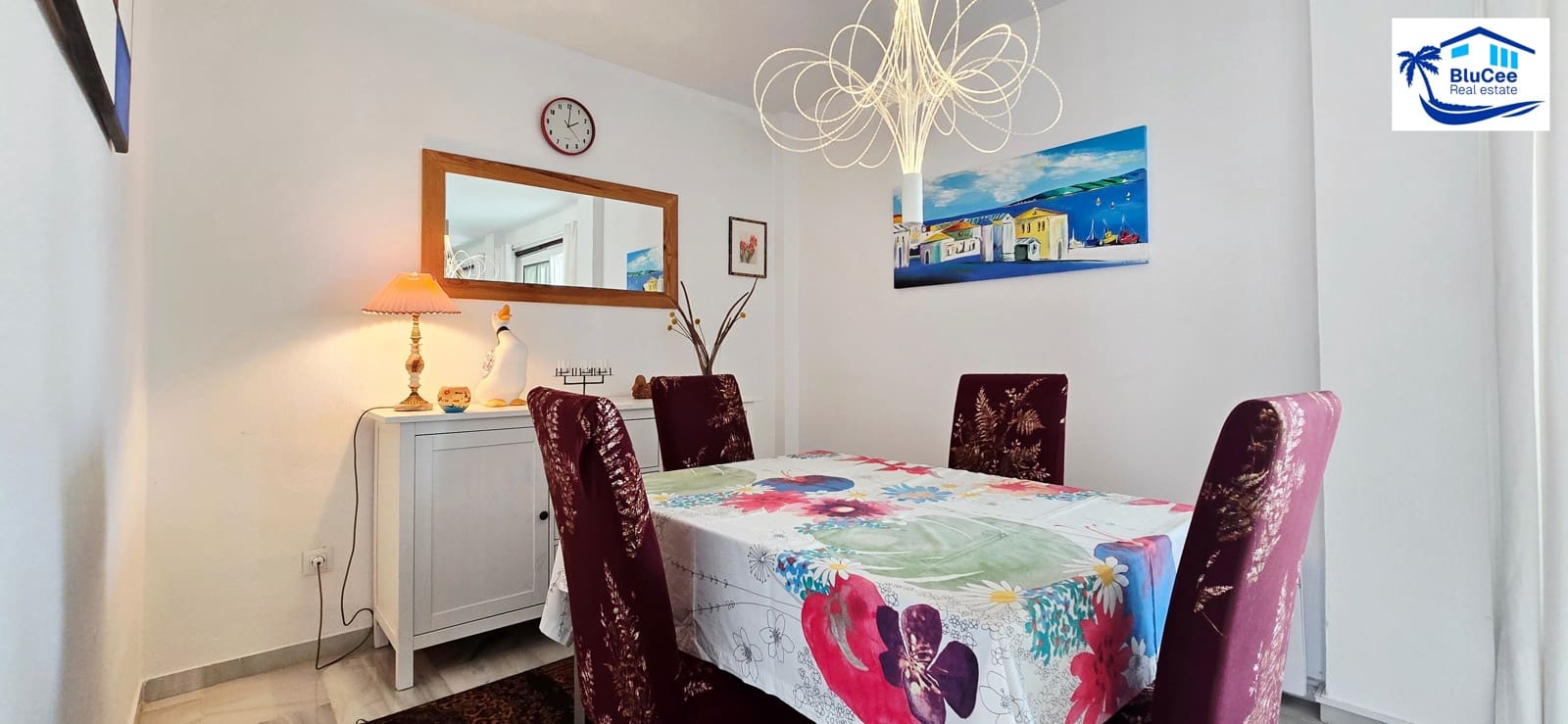 3 soverom Rekkehus til salgs i Caleta de Velez med svømmebasseng garasje - € 420 000 (Ref: 9855965)