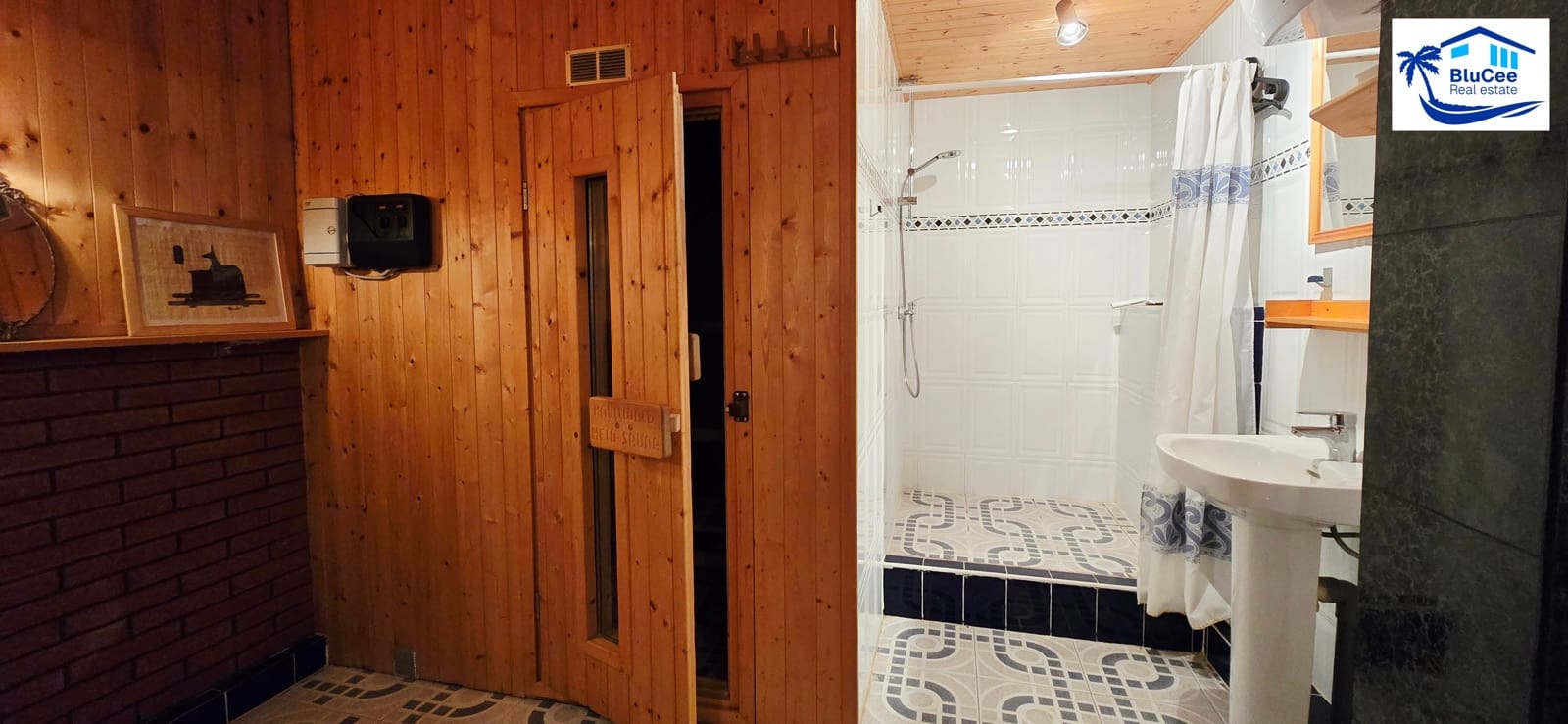 3 soverom Rekkehus til salgs i Caleta de Velez med svømmebasseng garasje - € 420 000 (Ref: 9855965)