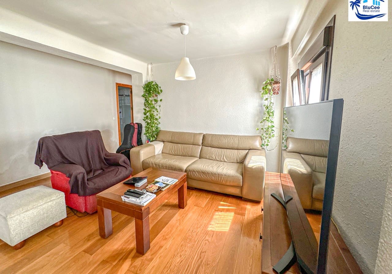 2 sovrum Lägenhet till salu i Malaga stad - 295 000 € (Ref: 9866230)