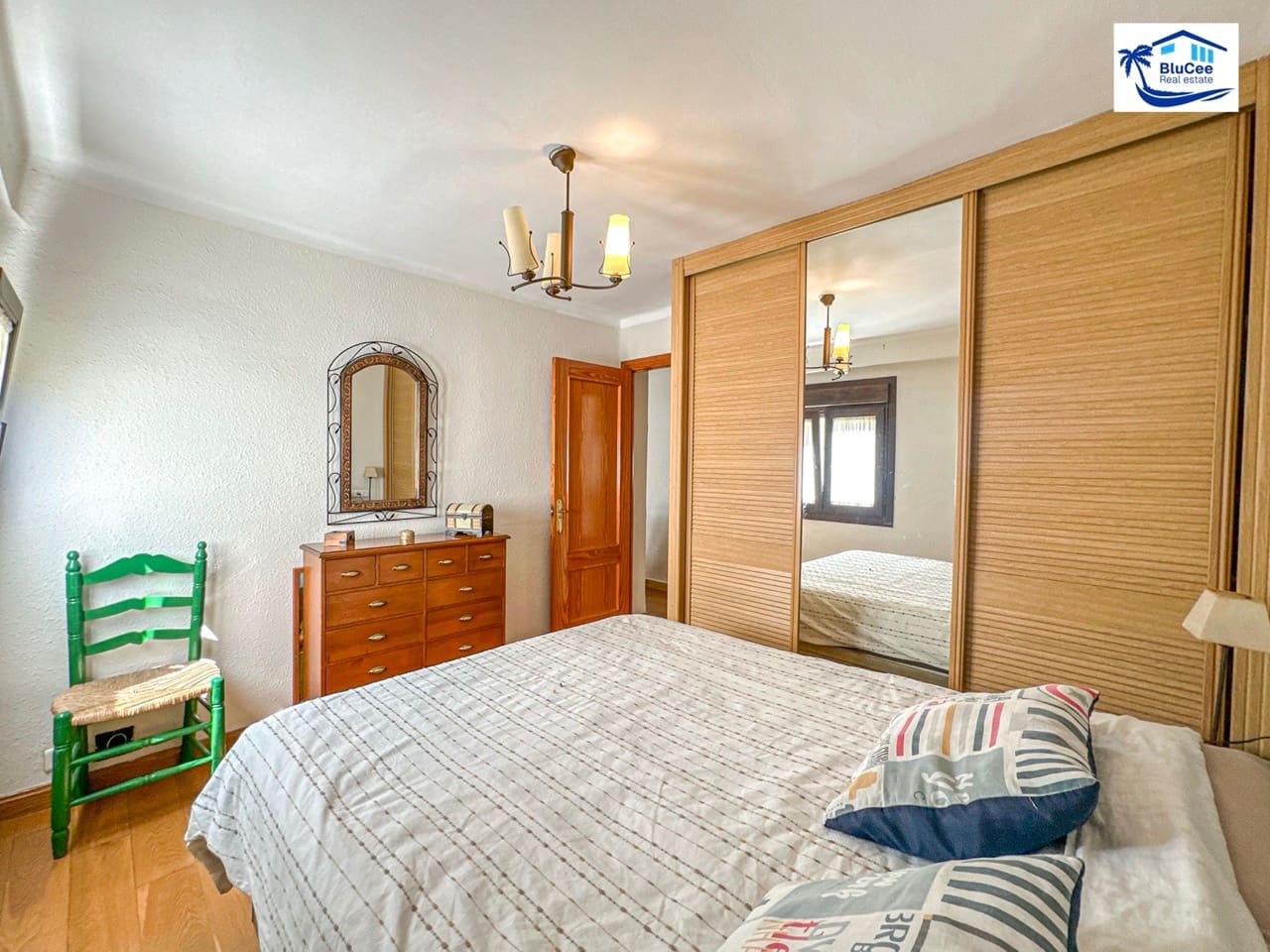 2 sovrum Lägenhet till salu i Malaga stad - 295 000 € (Ref: 9866230)