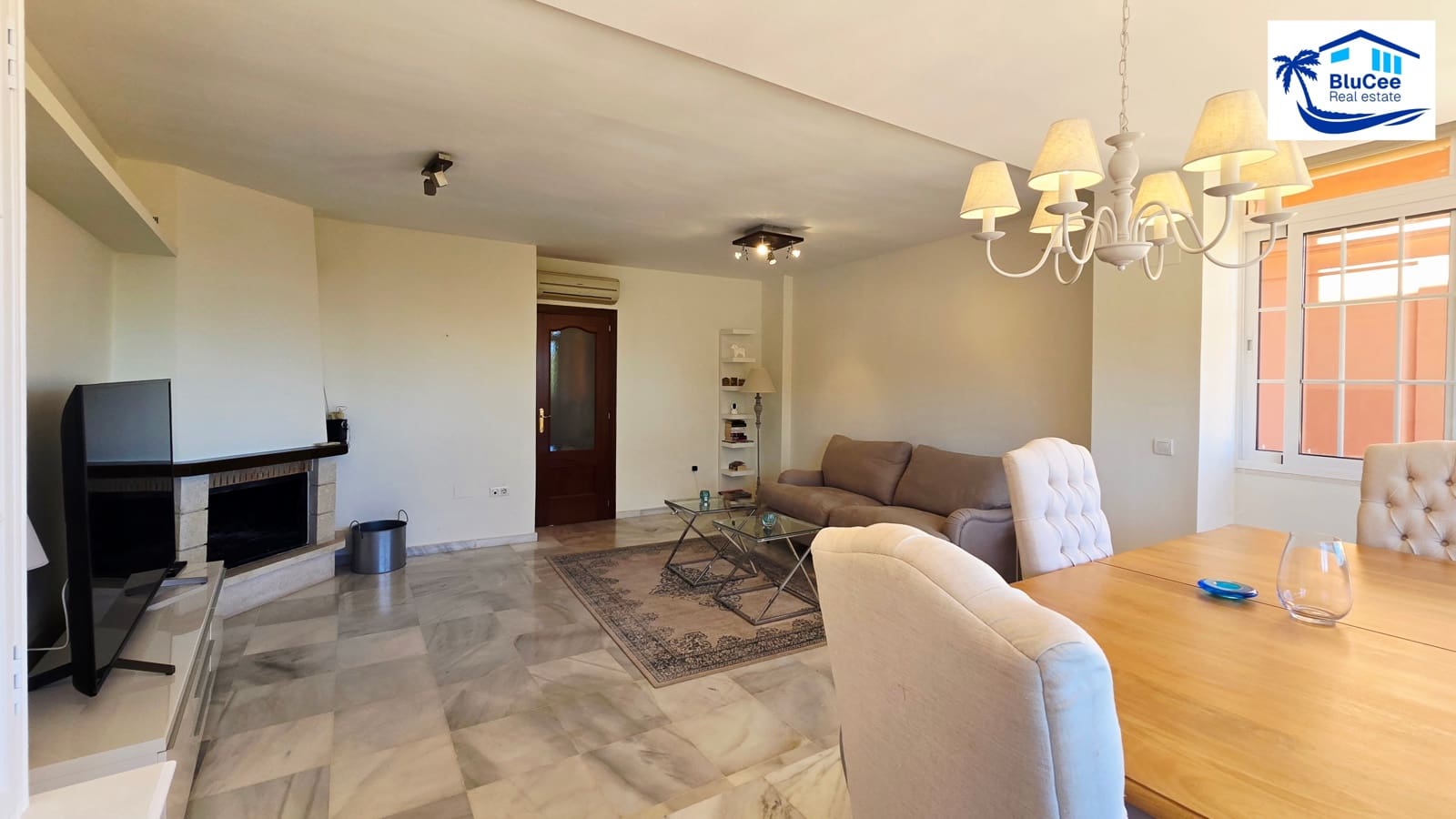 2 bedroom Apartment for sale in Rincon de la Victoria with pool garage - € 365,000 (Ref: 9867914)