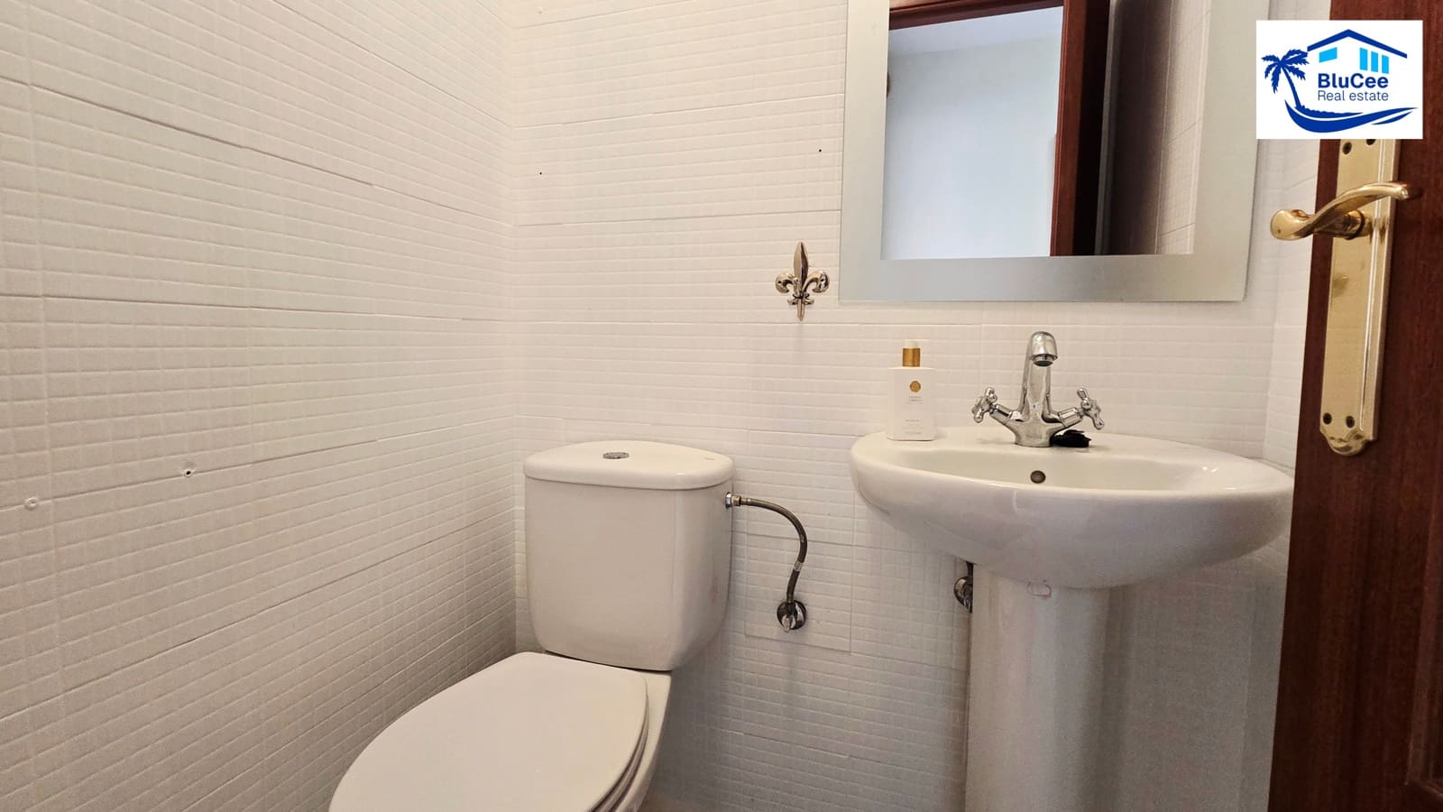 2 bedroom Apartment for sale in Rincon de la Victoria with pool garage - € 365,000 (Ref: 9867914)