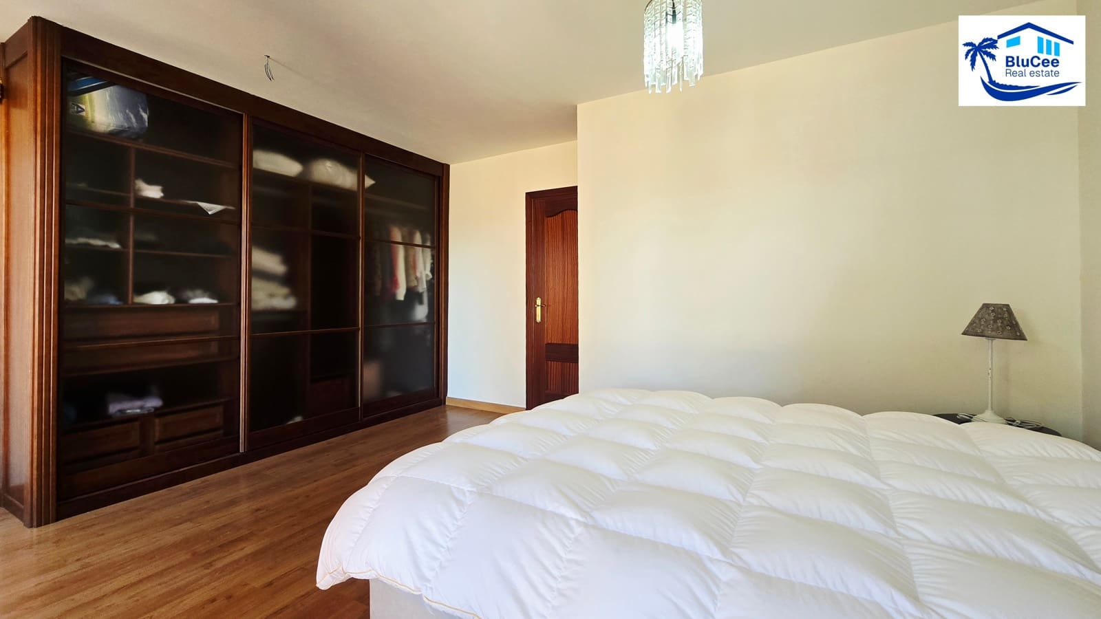 2 bedroom Apartment for sale in Rincon de la Victoria with pool garage - € 365,000 (Ref: 9867914)